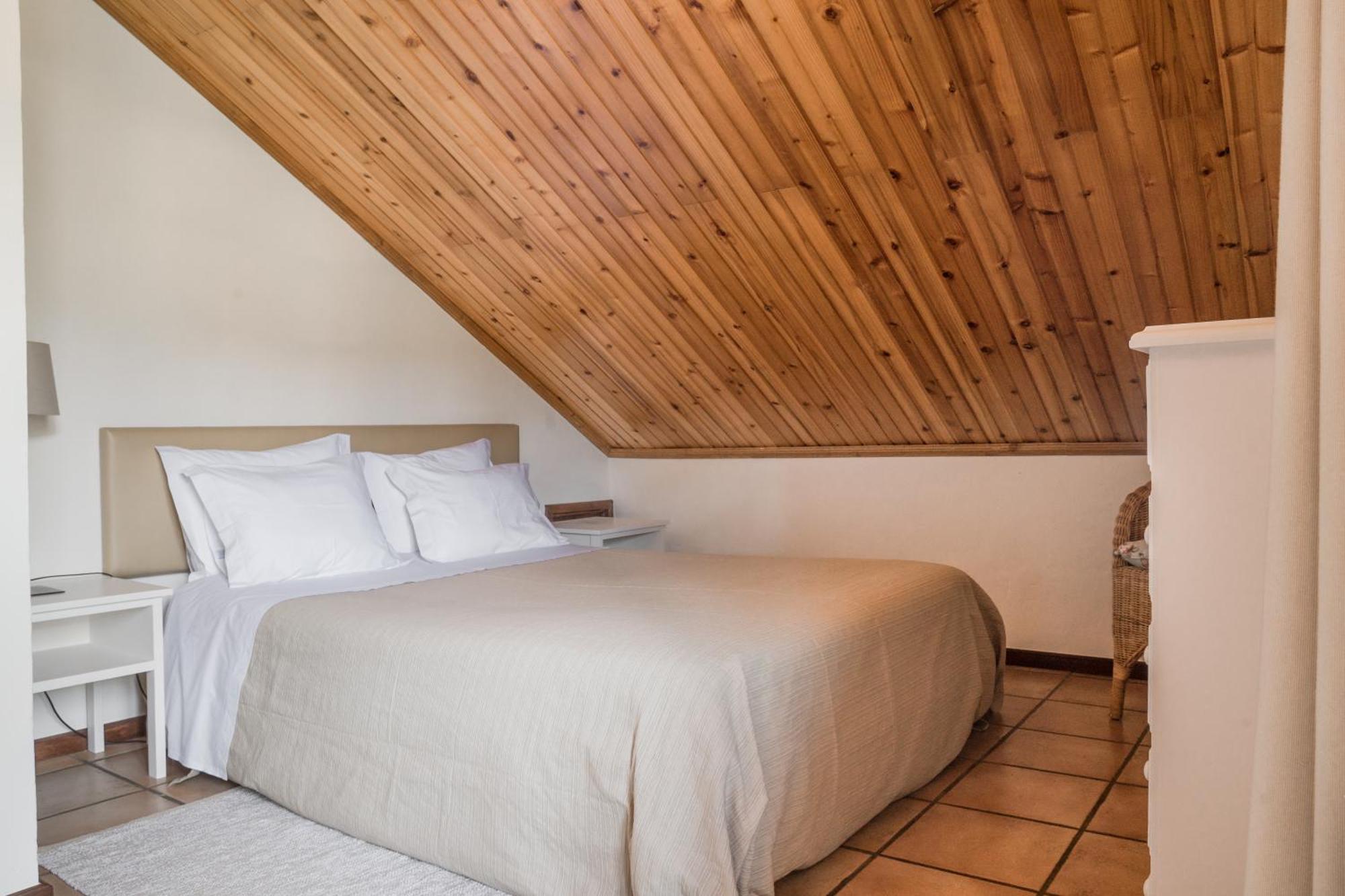 Casas De Campo Do Pomar B&B - Self Check-In Santana  Oda fotoğraf